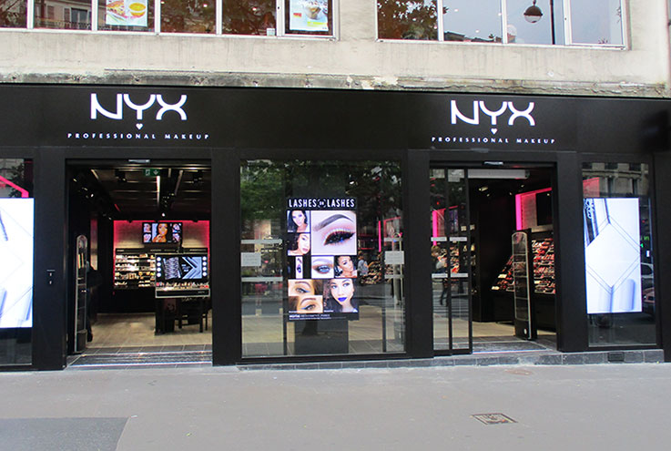 vitrine_magasin-en-alu Vitrine de magasin